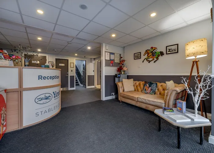 Stableside Hostel At York Racecourse